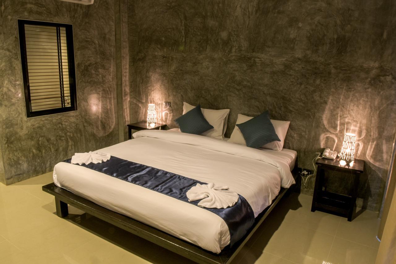 ناخون سي ثامارات Sea Stone Hotel الغرفة الصورة