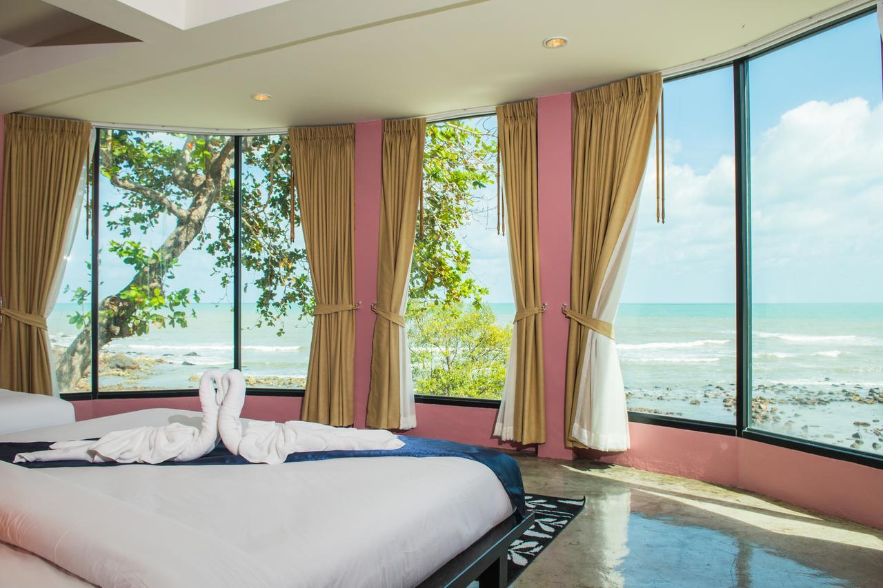 ناخون سي ثامارات Sea Stone Hotel الغرفة الصورة